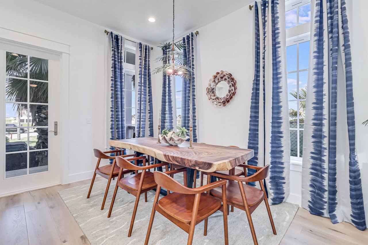Dining Area, 1st Floor