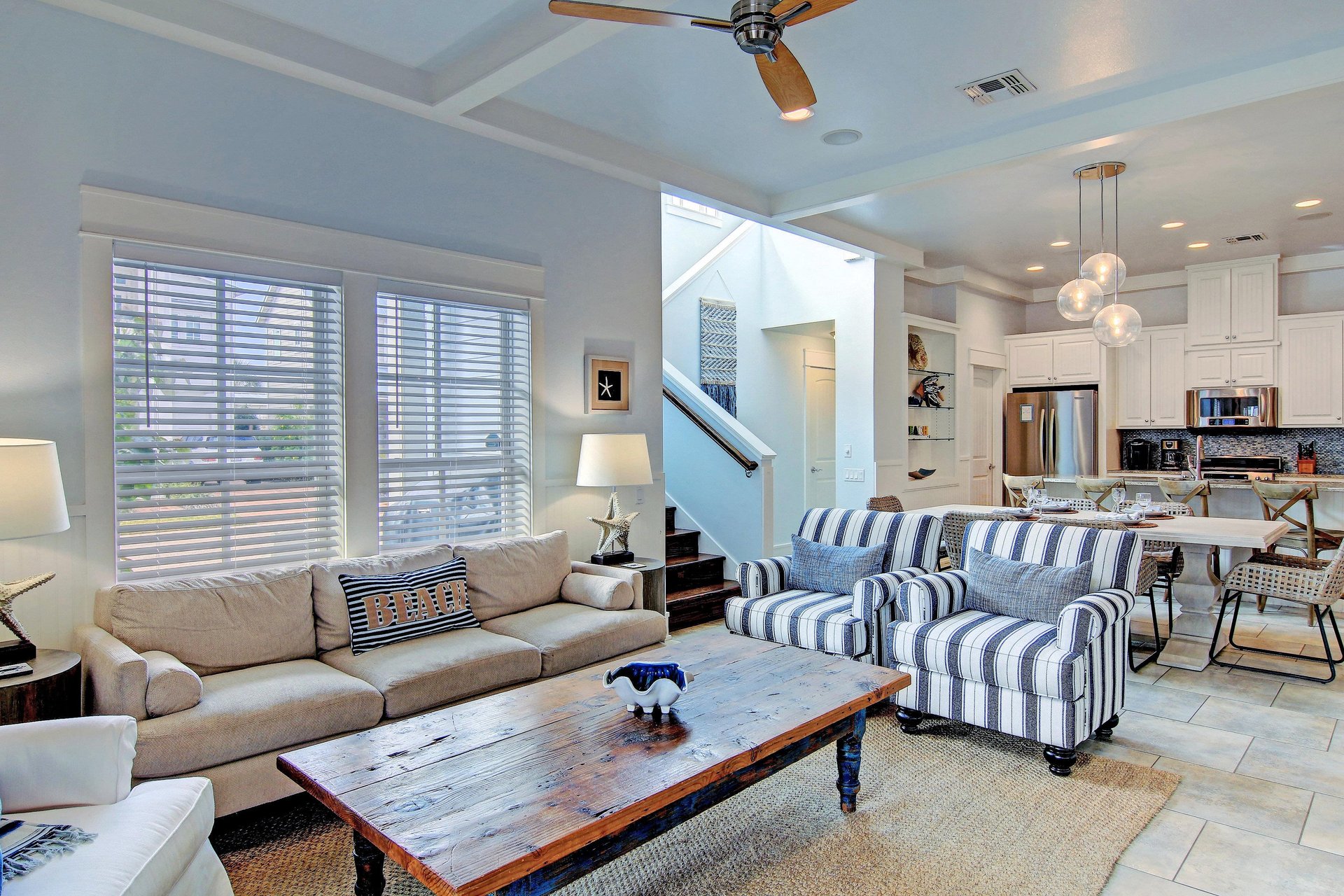 Living Area, 1st Floor