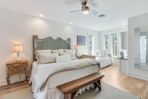 Primary King Suite with Twin Bed, 2nd Floor