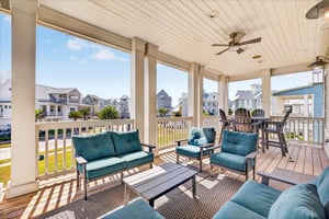 2nd Floor, Balcony