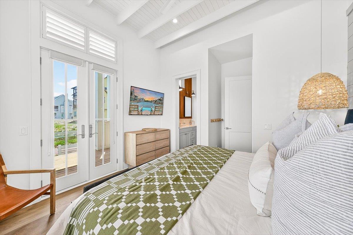 2nd King Bedroom, 1st Floor