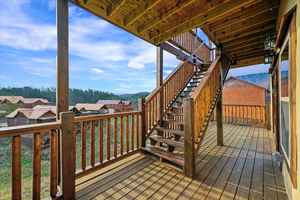 054Balcony