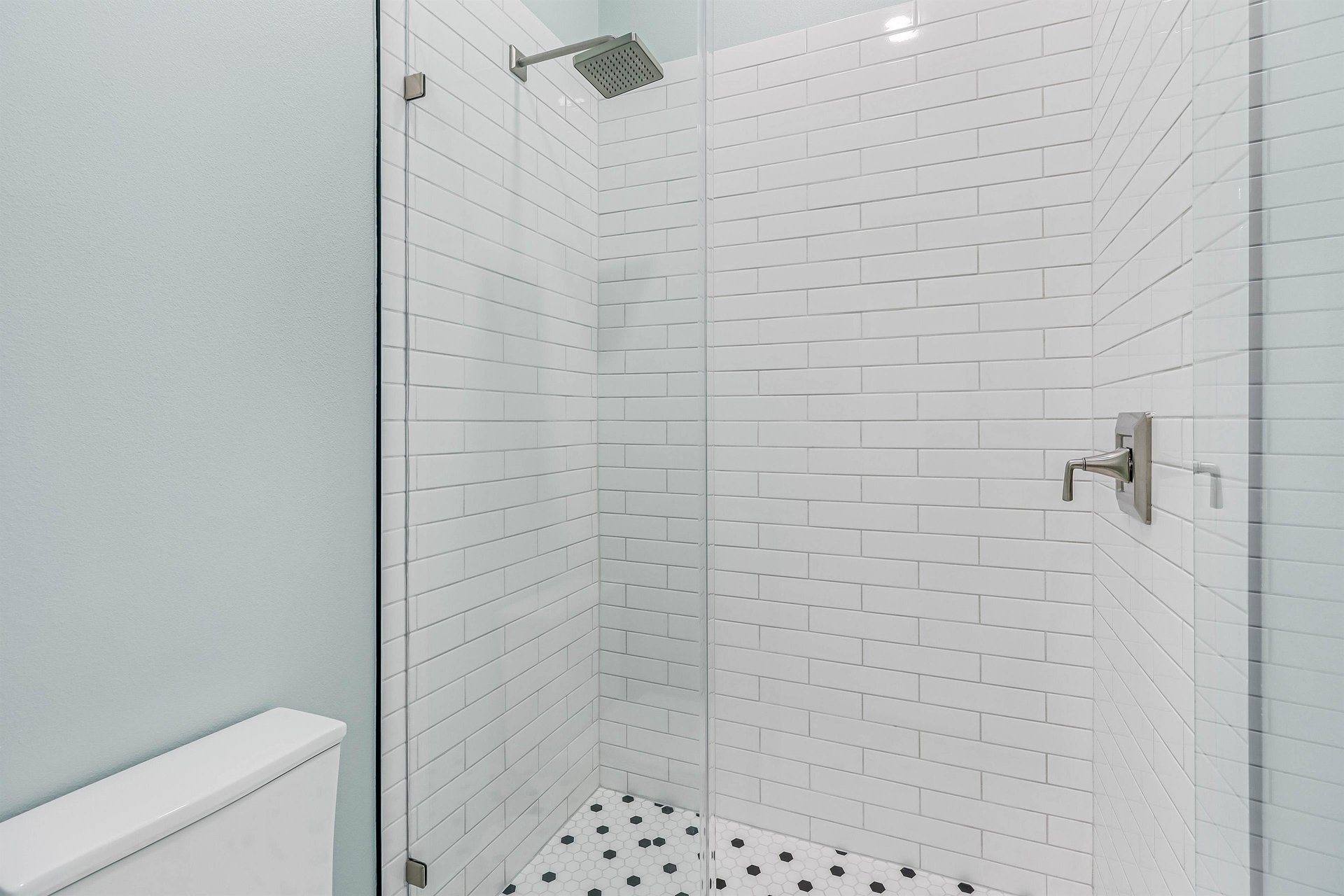 Bunk Bathroom, 2nd Floor