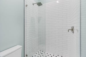 Bunk Bathroom, 2nd Floor