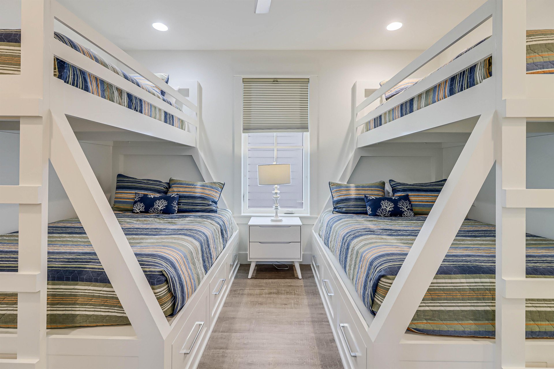 TwinQueen Bunk Bedroom, 1st Floor