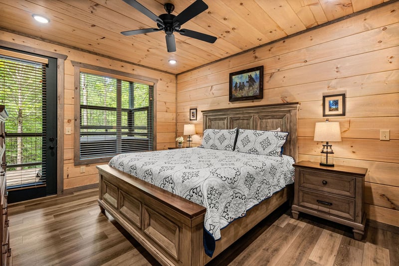 king bed