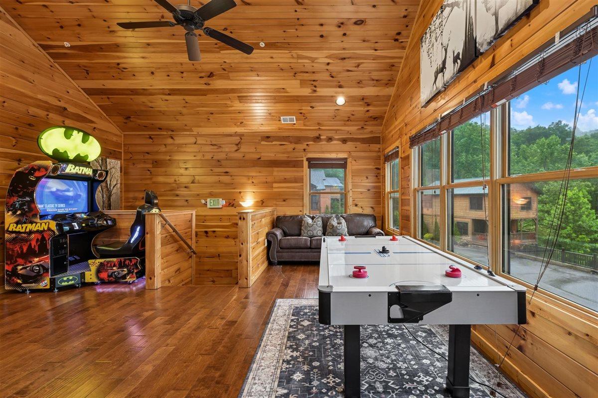 043Loft