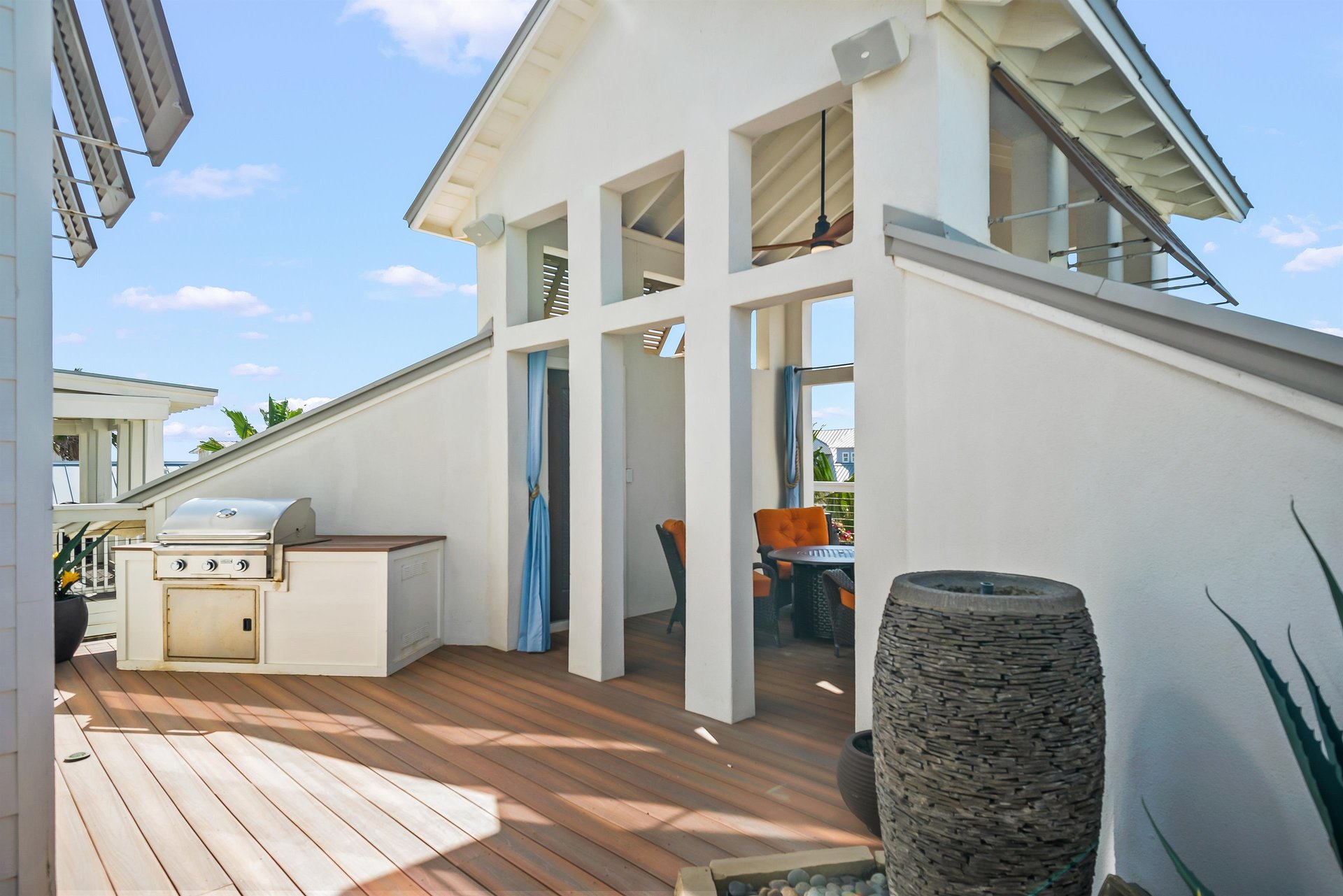 Front Balcony Cabana, 3rd Floor