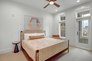 King Bedroom, 2nd Floor