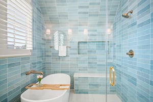 Primary King Bathroom, 3rd Floor