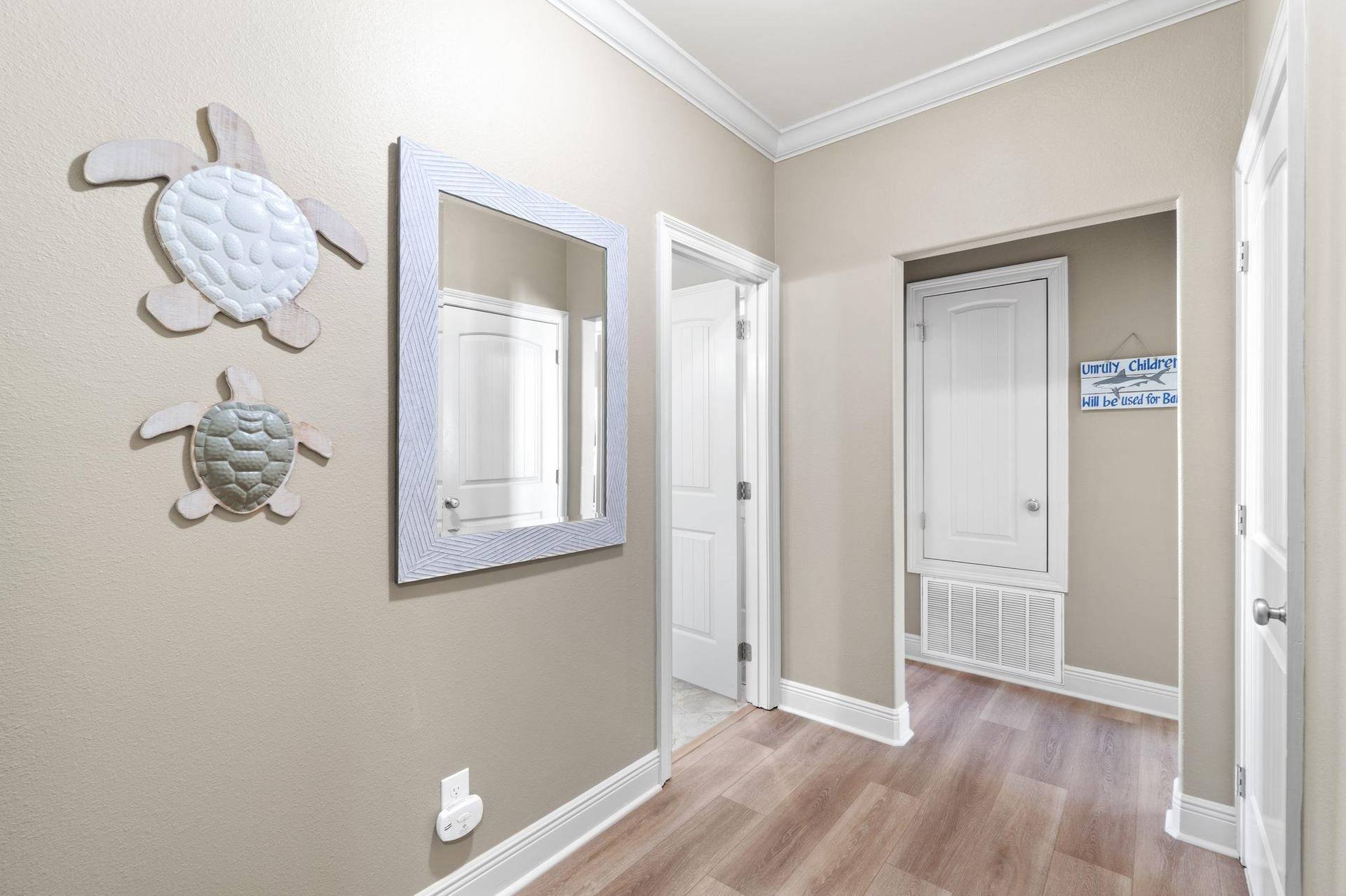 3rd Floor Hall