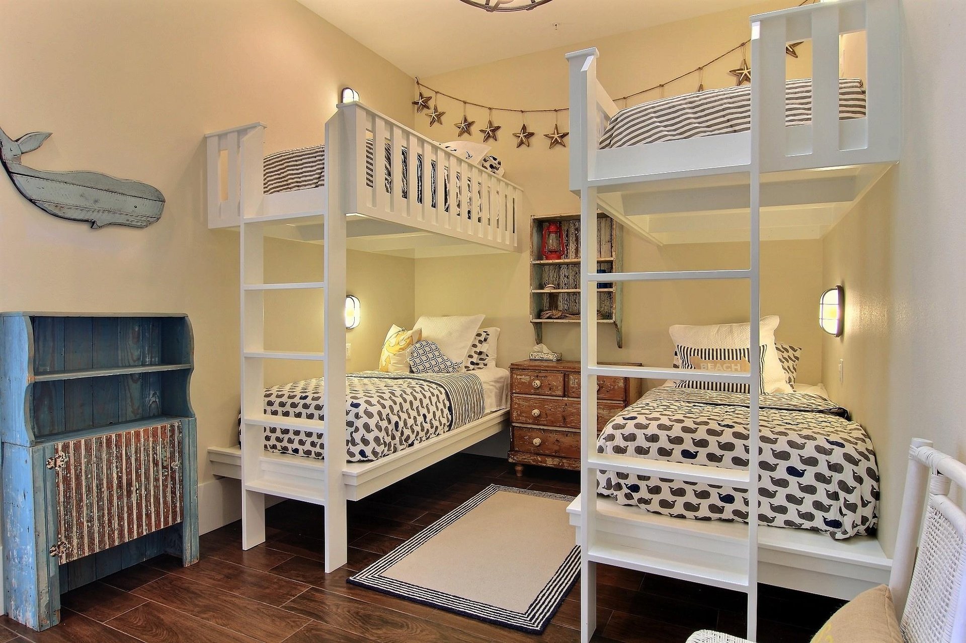 Bunk Area, 2nd Floor