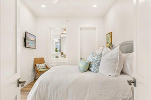 Primary King Ensuite, 1st Floor