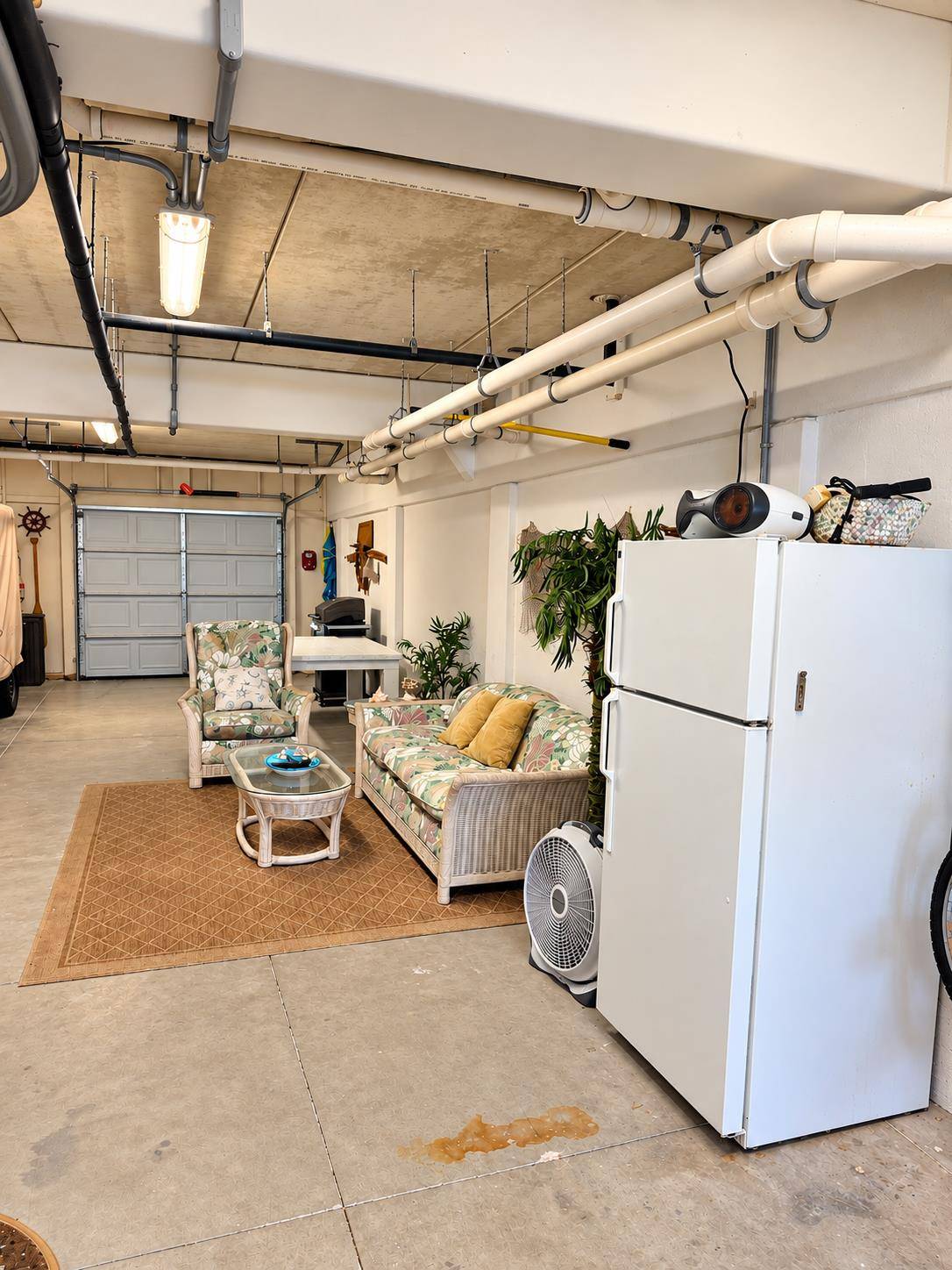 Garage Area