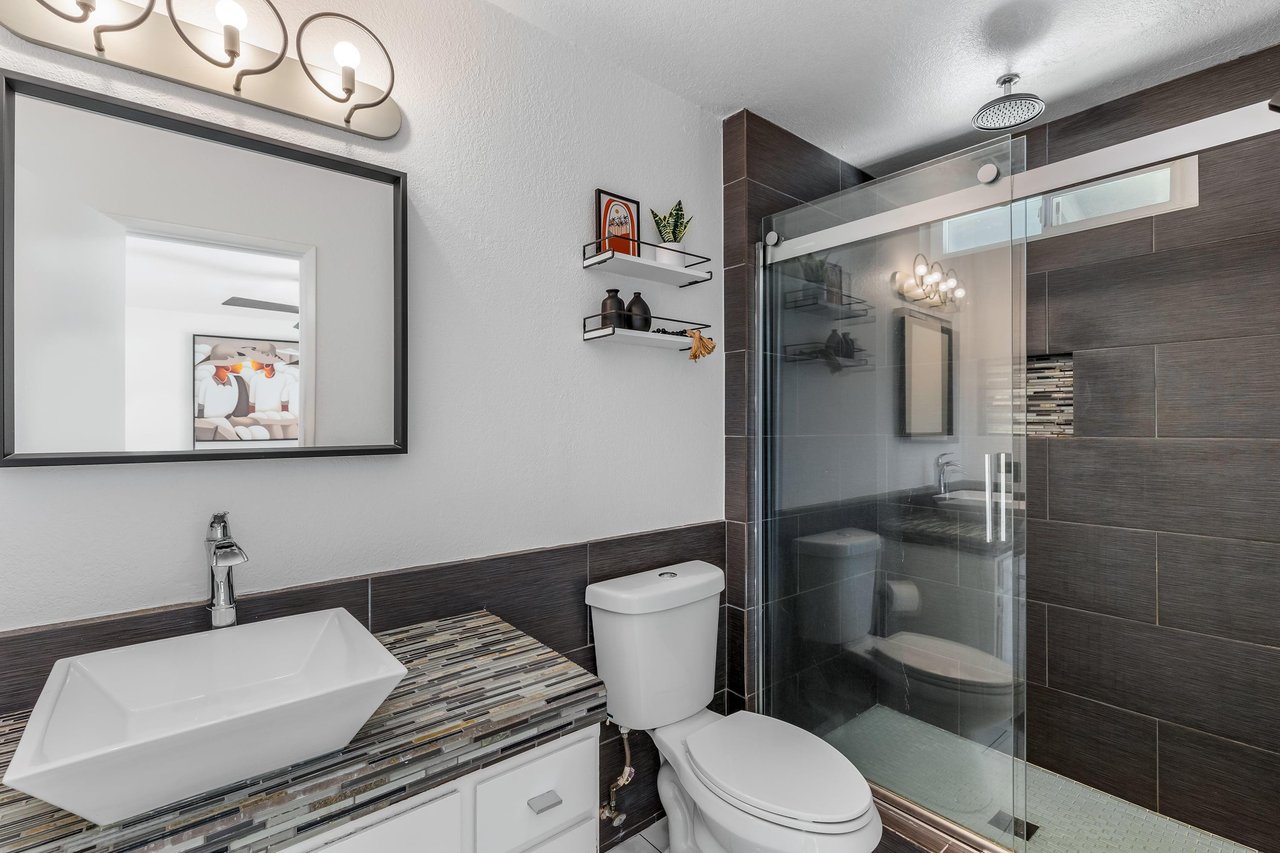 Sparkling guest bathroom