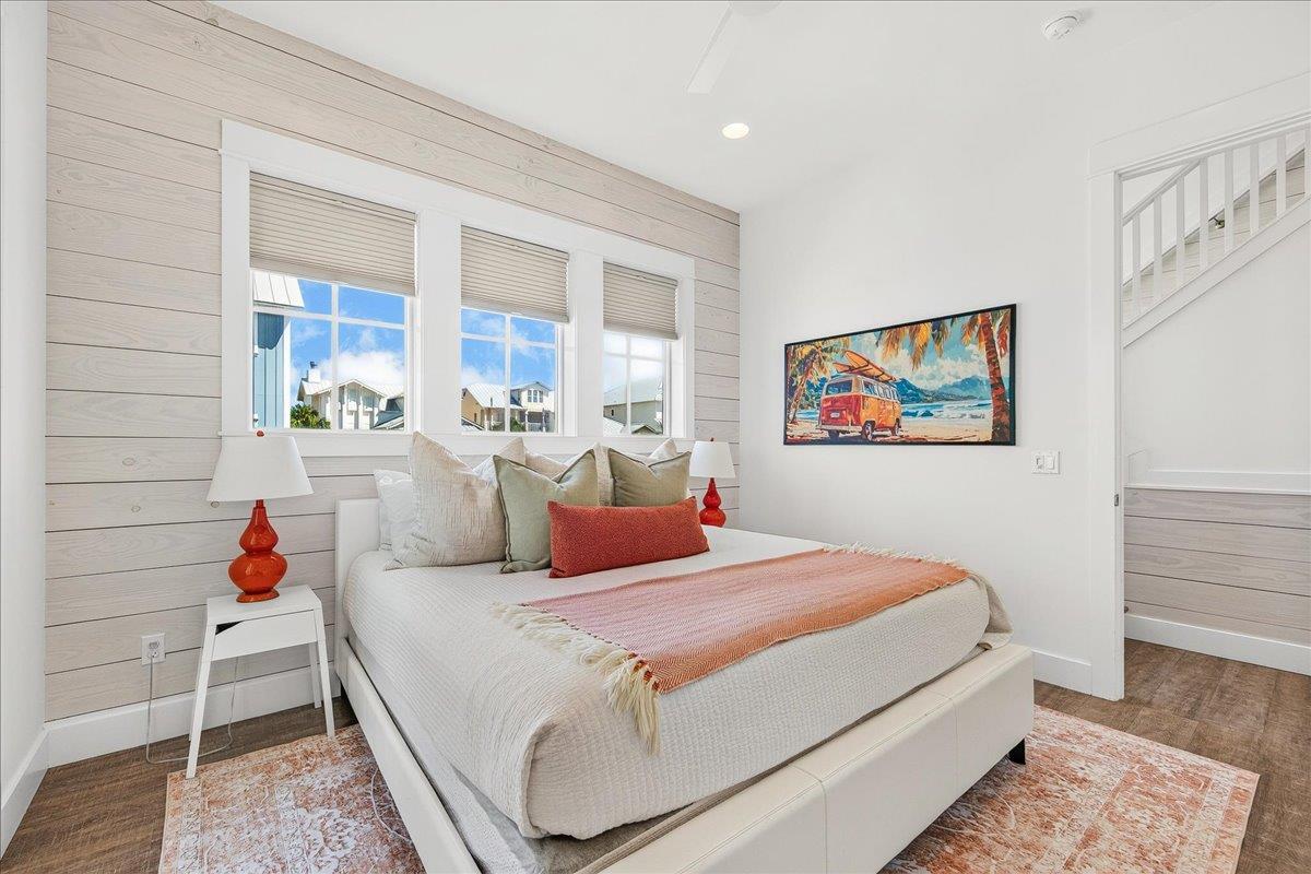 King Bedroom, 2nd Floor
