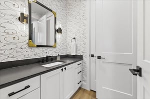 2nd King Bedroom Ensuite, 1st Floor