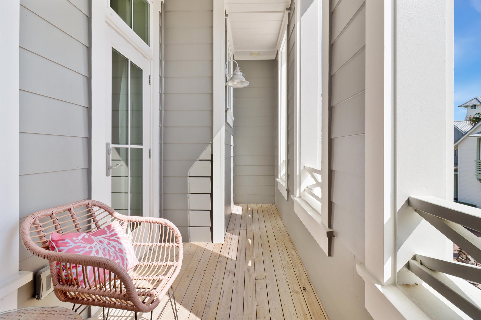 Second King Balcony, 2nd Floor