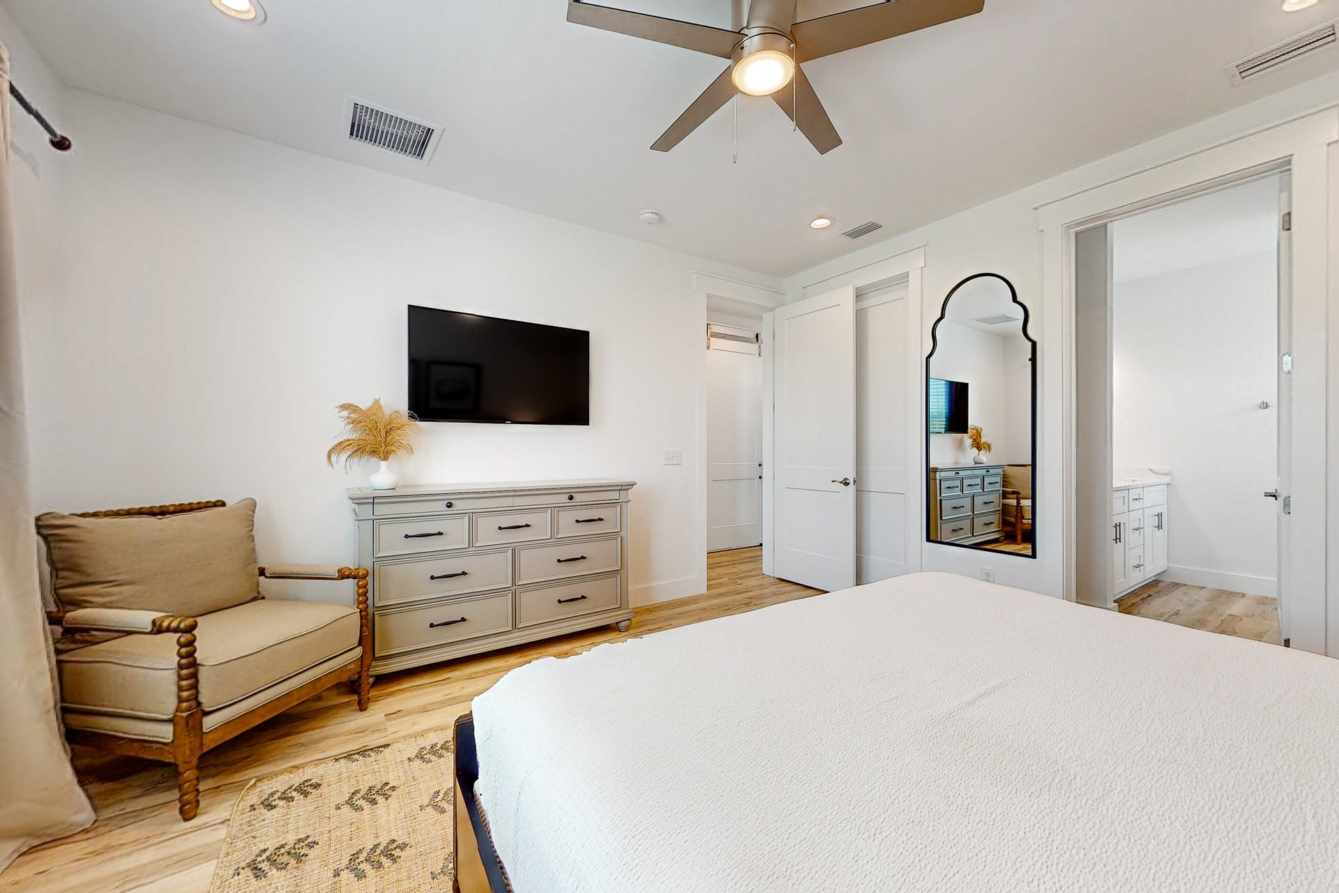 Lyndell Lane Leisure 21