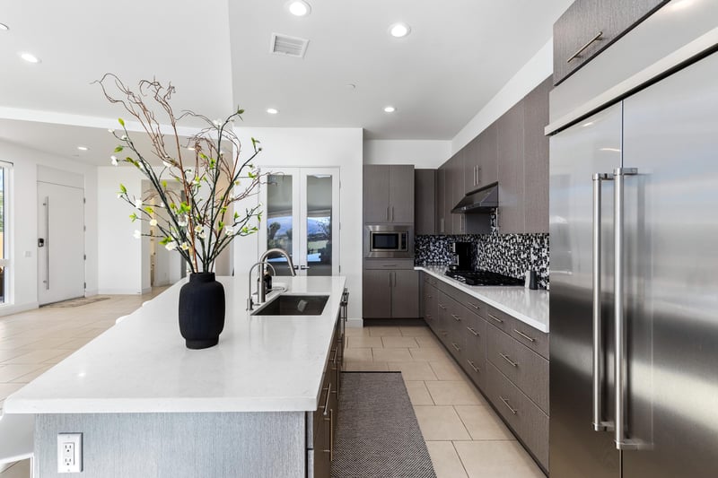 Why eat out when you can cook here