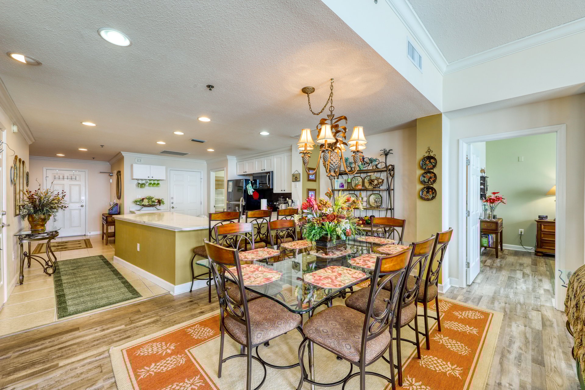 Sterling Beach 1007 5