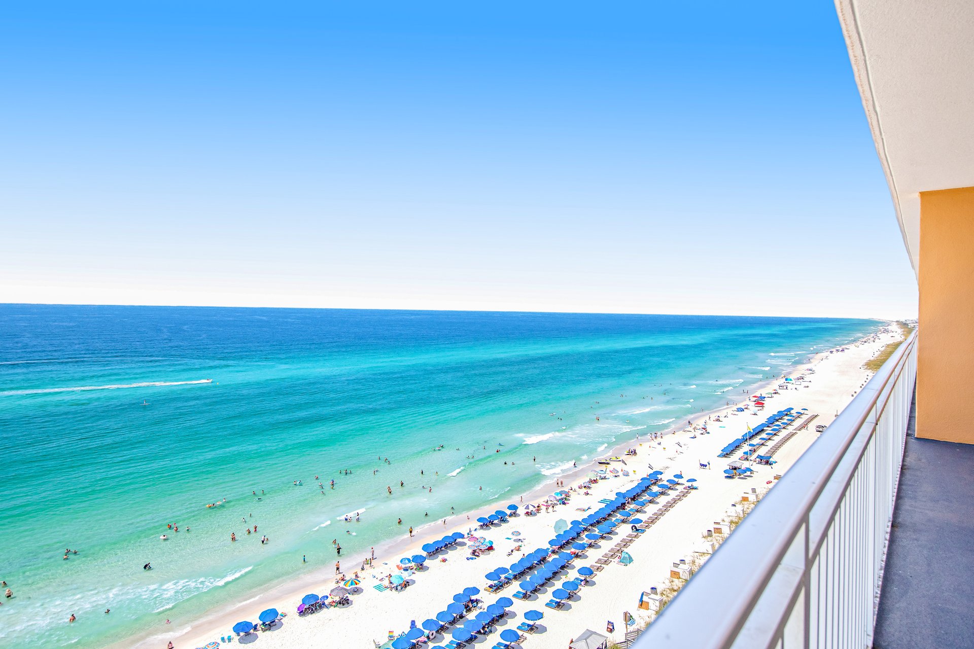 Splash Resort 907E 3