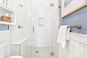 2nd Floor, First King Bathroom