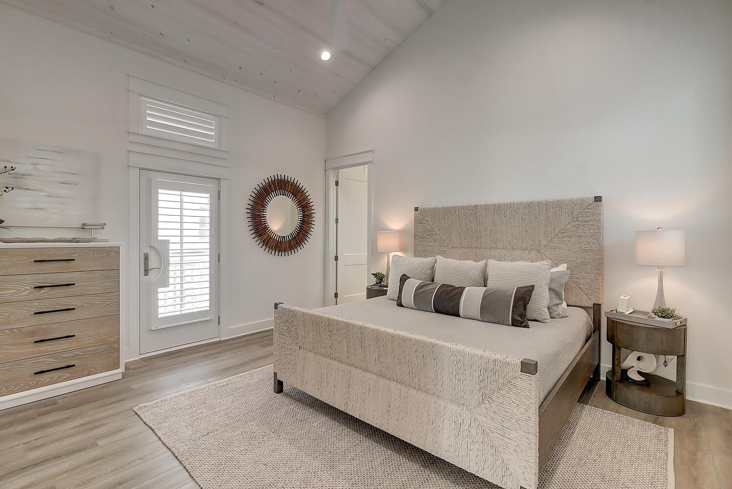 2nd Floor King Primary Suite