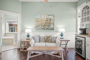 King Bedroom Lounge, 2nd Floor