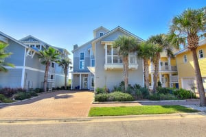 Street View of Sea La Vie