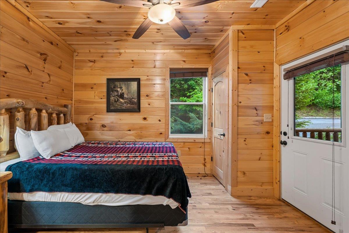 51Bedroom