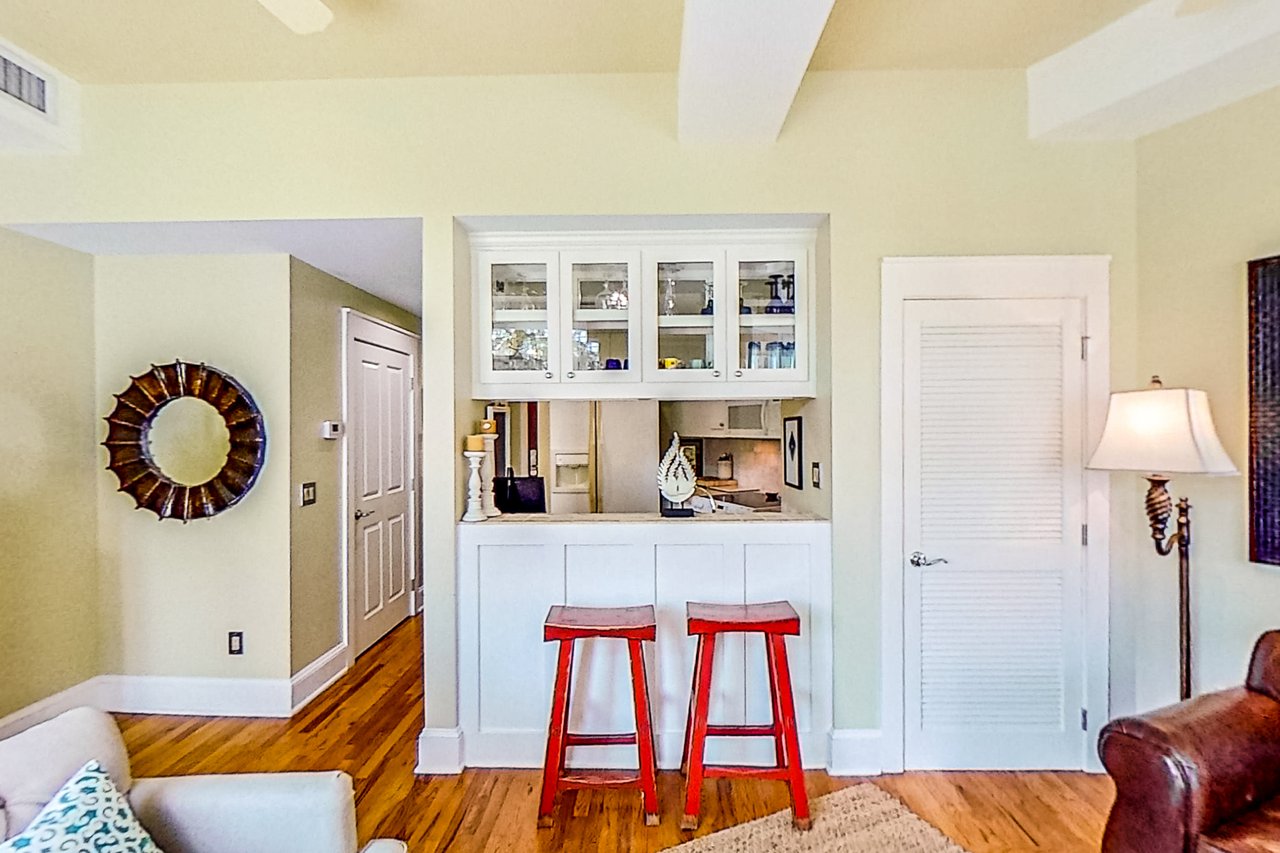 Downtown Carillon 4303 3