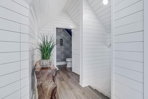 Powder Room, 3rd Floor