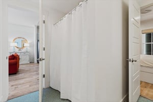 Shared Bathroom ShowerTub