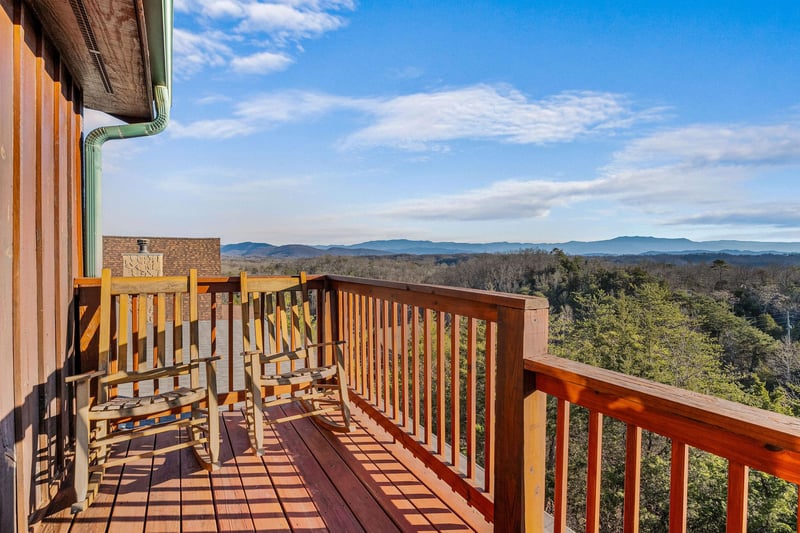 devinelakelodgeext10