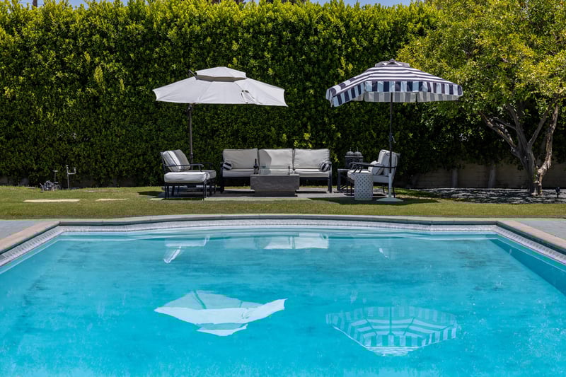 Sunny days by the pool