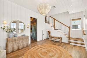Foyer, 1st Floor