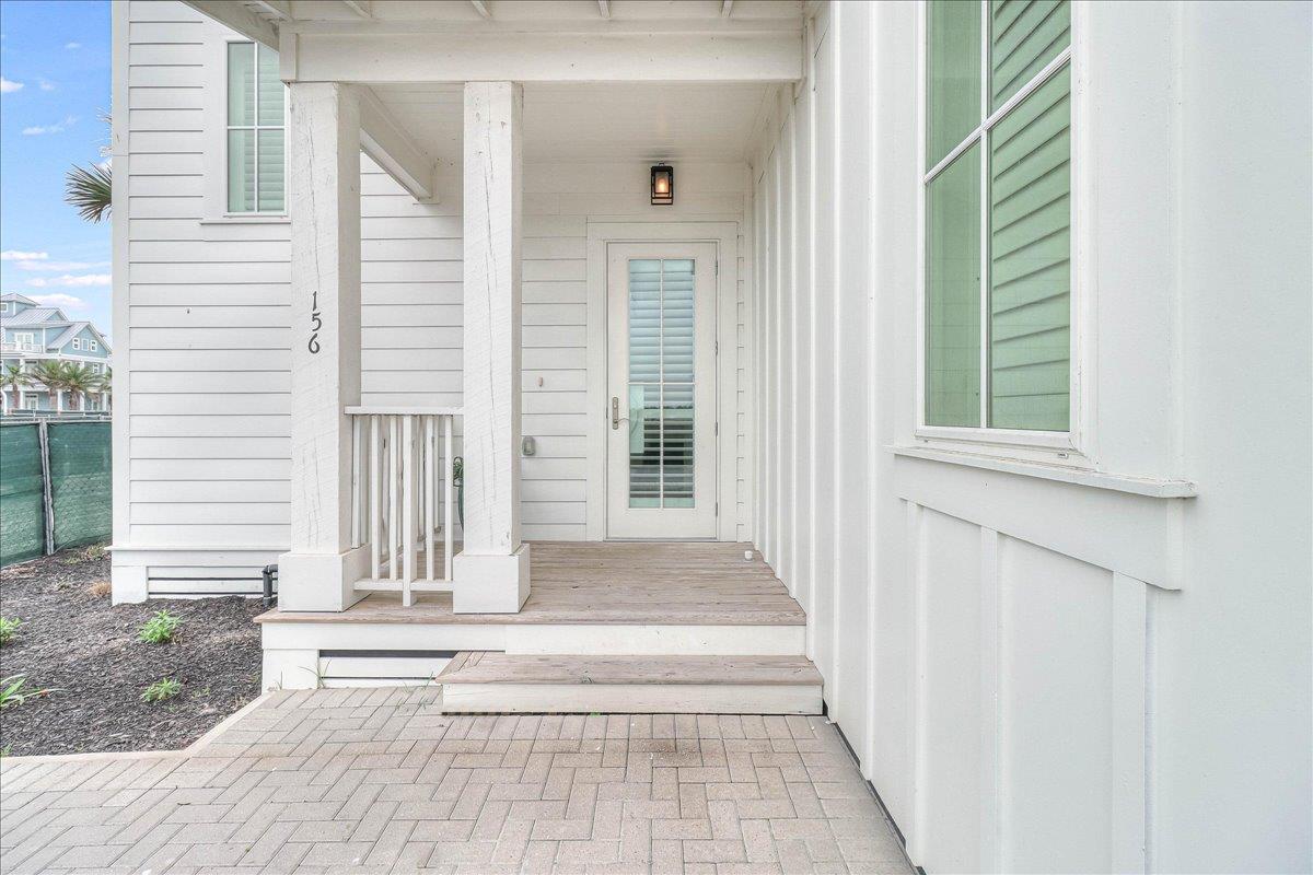 Back Entrance from Driveway