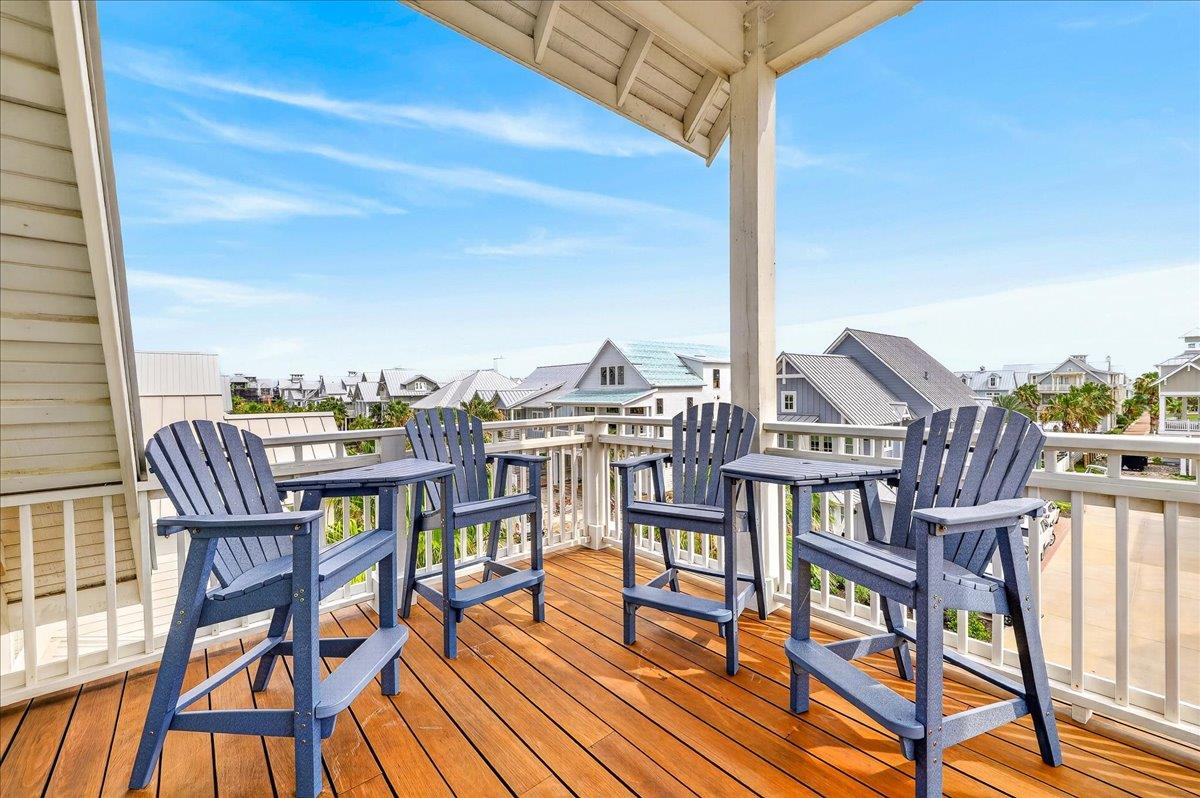 3rd Floor, Balcony