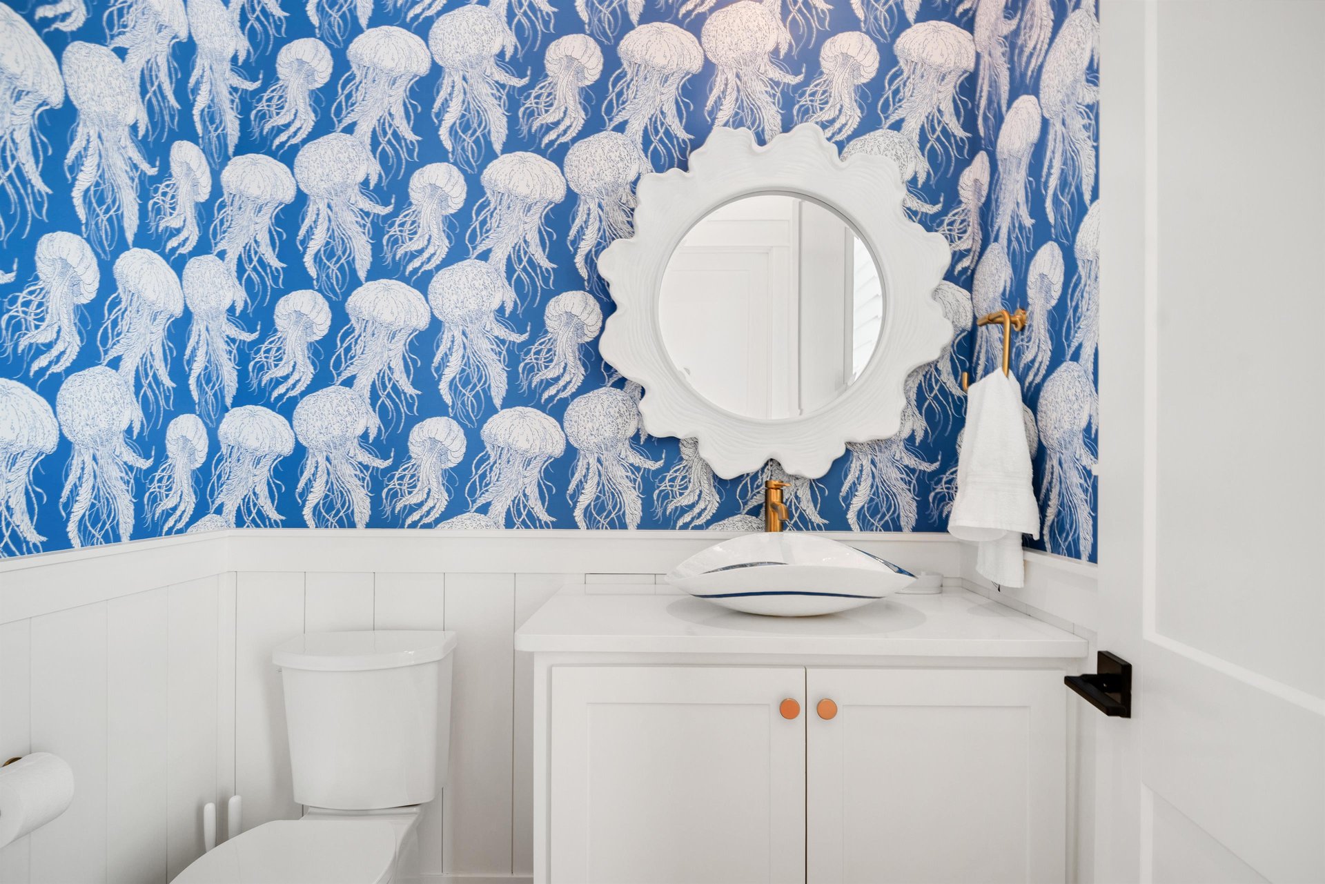 Powder Room, 3rd Floor