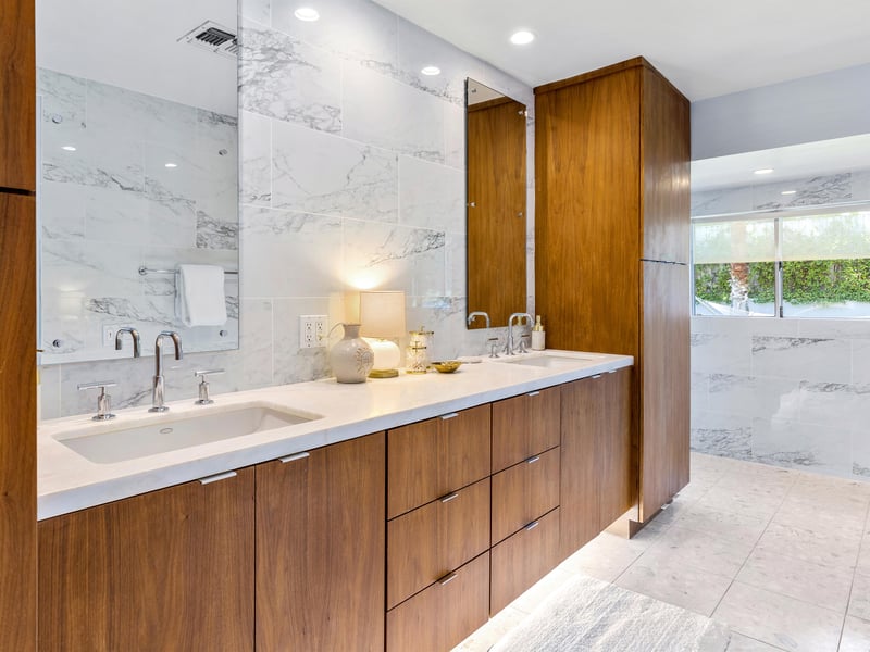 Luxury ensuite guest bath