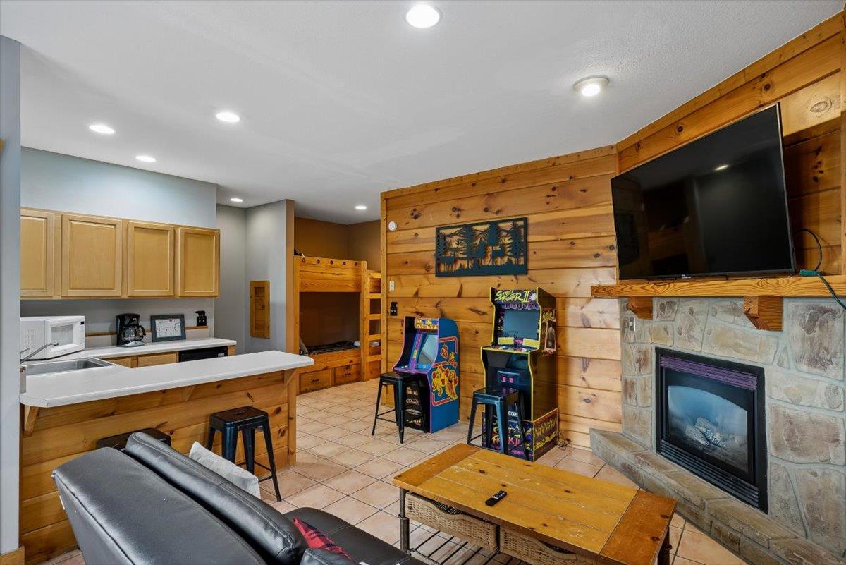 41Family Room