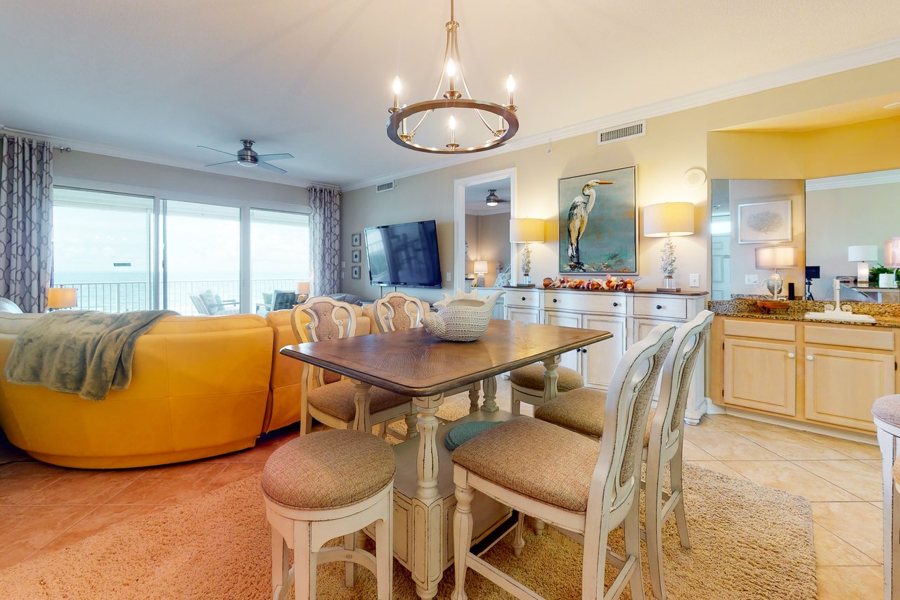 Regency Isle 305 5