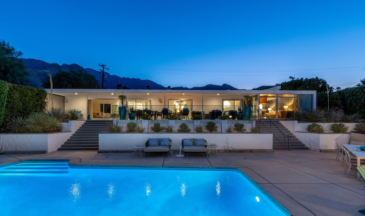 Glamourous Pool Lights