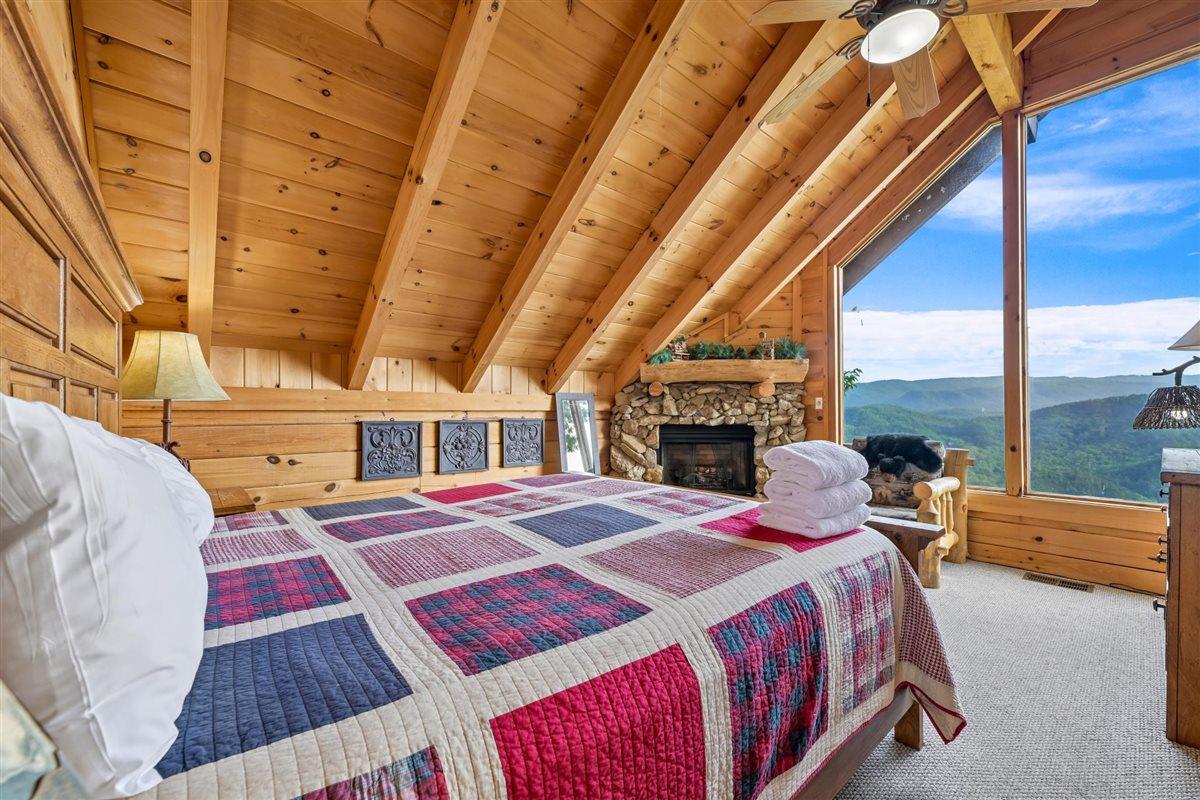 55Bedroom