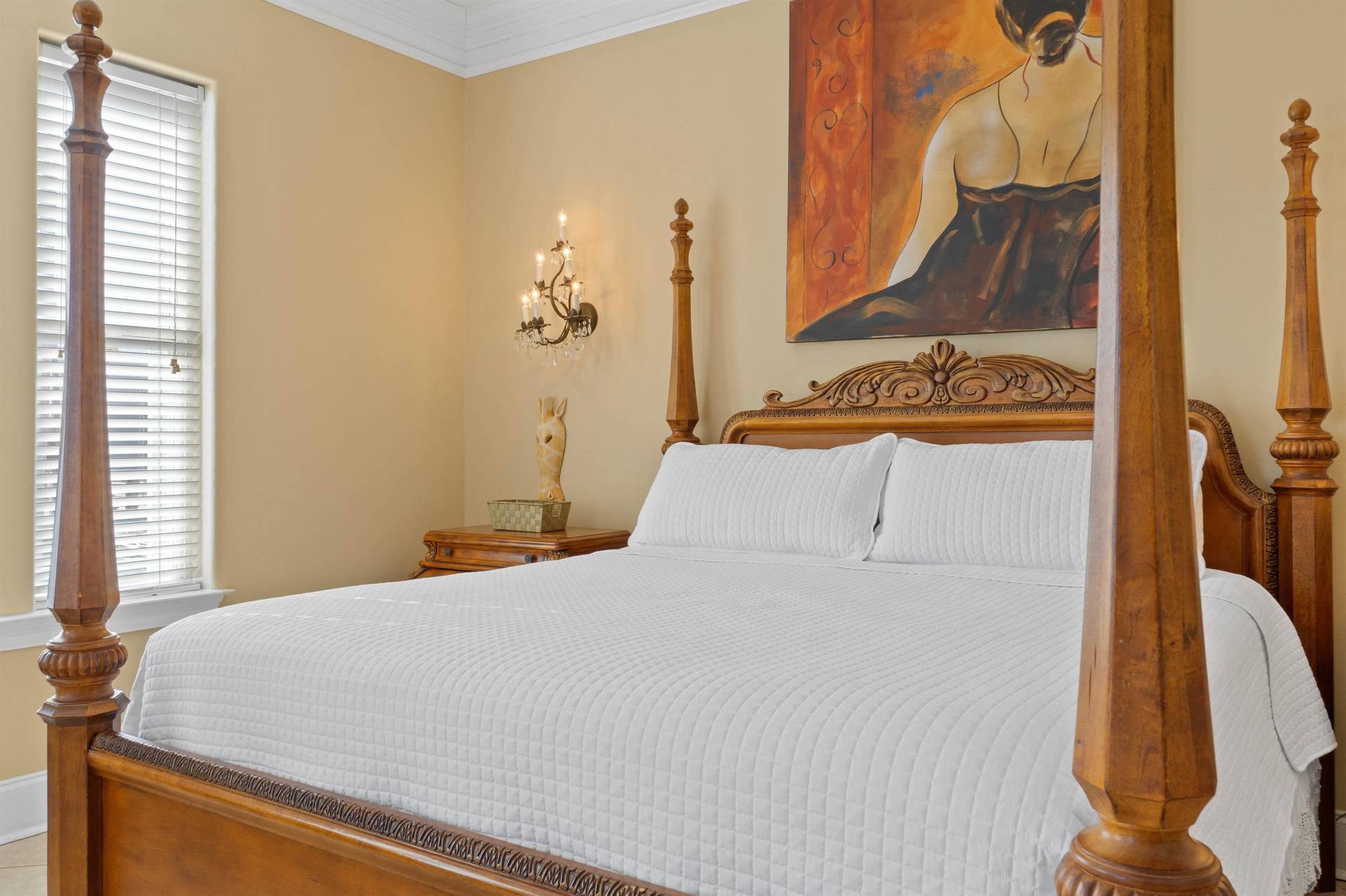 Master Bedroom King  Daybed