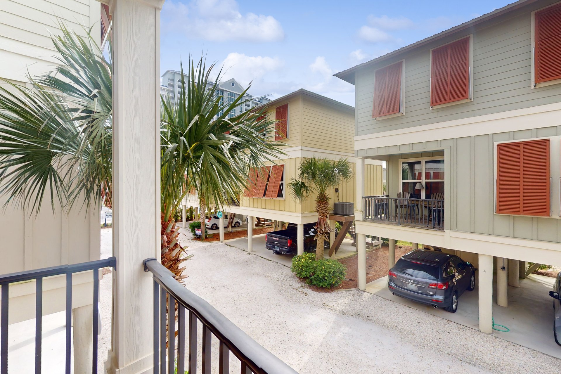 Bottlenose Beach House 23