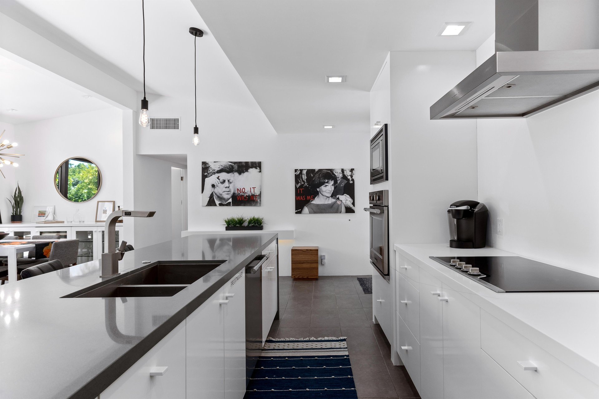 Enjoy cooking together around the beautiful kitchen