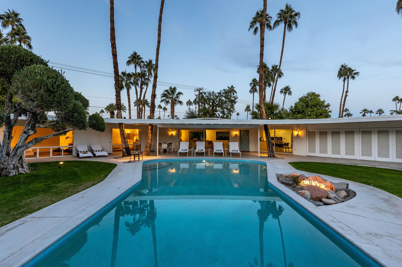 Fabulous backyard