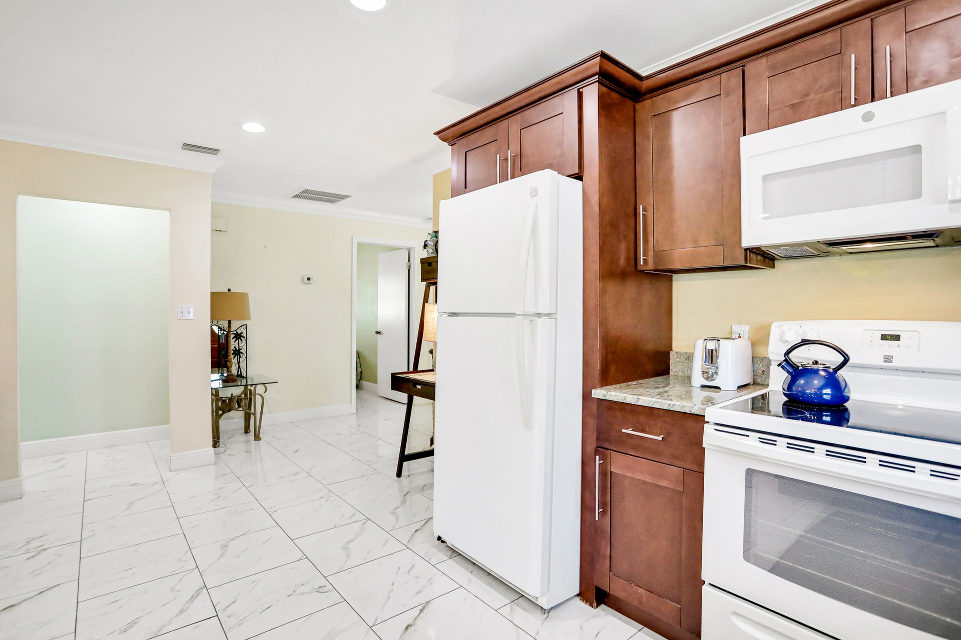 Coastal Palms Retreat 12